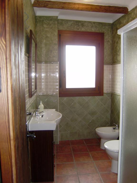 Casa Rural-Apartamento El Lebrillero Zahara De La Sierra Esterno foto